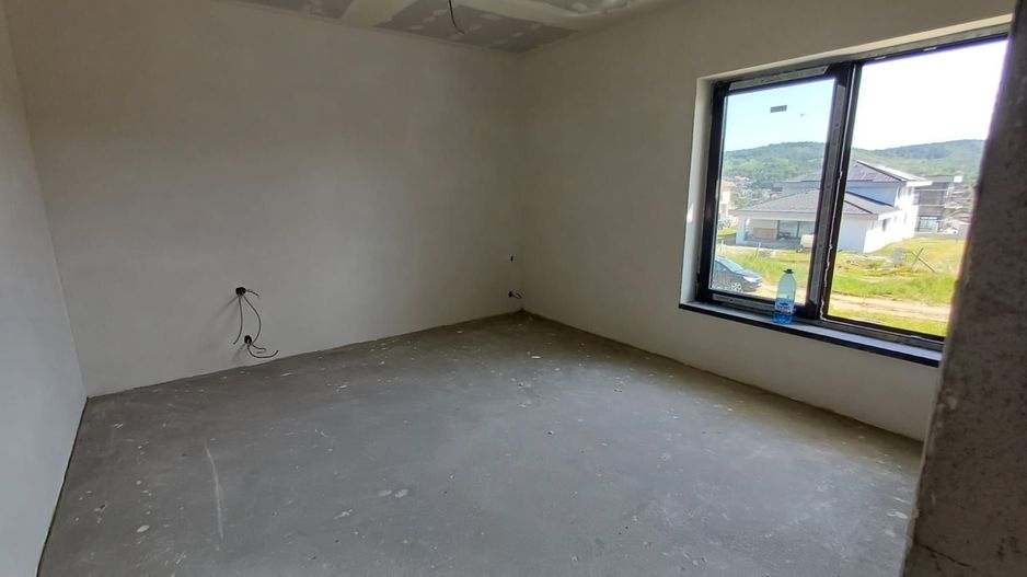 Casă individuală - Corunca-1200 mp teren - Poză 10