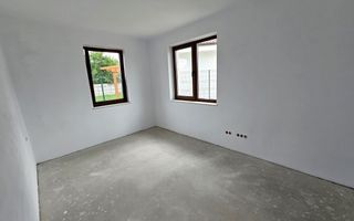 Casa semifinisata, 4 camere, 393 mp teren,  Barabant - Poză 12
