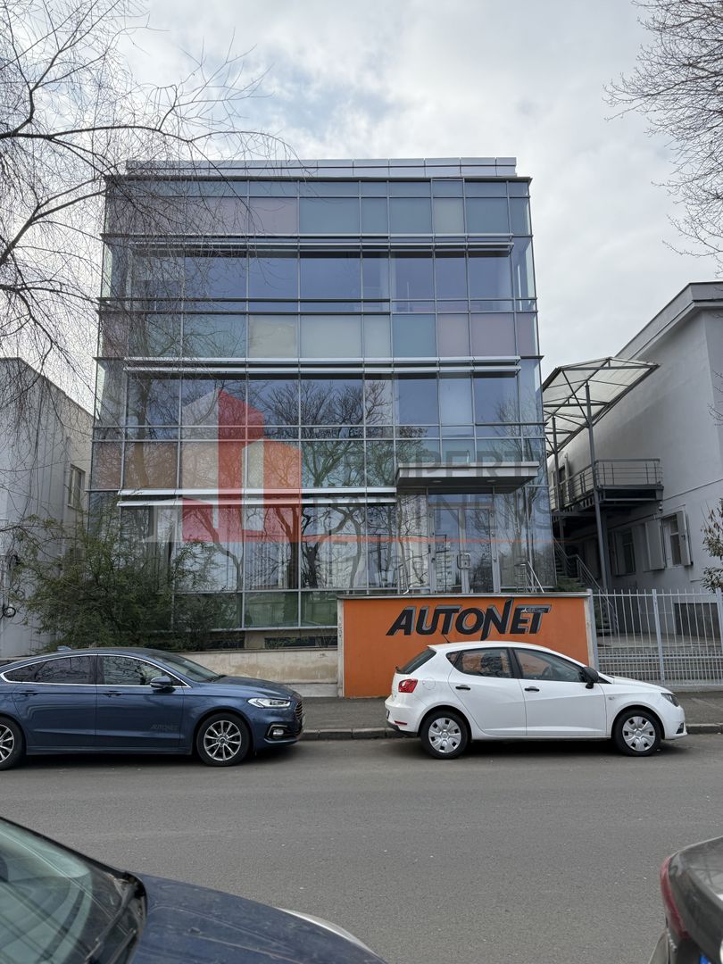 Cladire de birou Domenii Business Parc - Poză 1