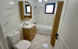 Inchiriez apartament 2 camere + curte proprie, parcare - Poză 3