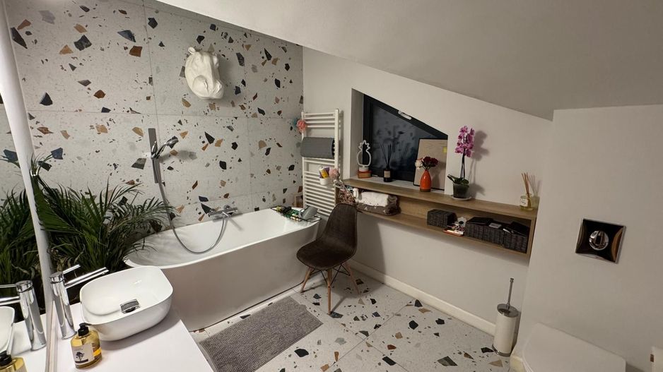 OFERTA Zona Herastrau, Vila Lux 4 cam, 3 bai, curte individuala 100 mp - Poză 14