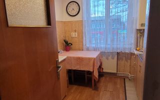 🏡 Apartament 2 camere cu balcon, etaj 1, – Zona Cedonia, Sibiu - Poză 8