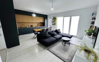 Apartament modern cu 4 camere, terasă panoramică de 38 mp. - Poză 1