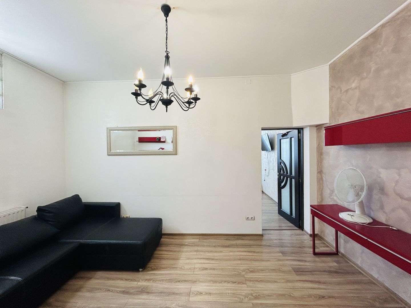Apartament central în Sibiu – 2 camere, 60 mp – ideal investiție - Poză 1