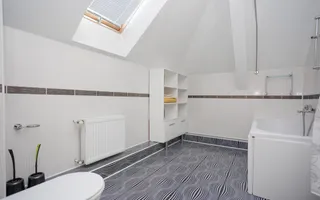 Chirie, casă, 6 camere, Strada Trifan Baltă, Centru - Poză 33