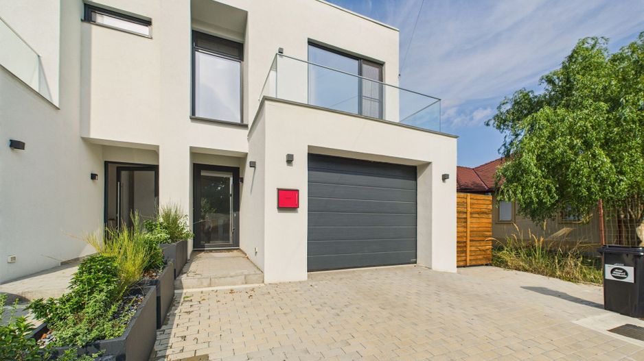 Casă modernă și elegantă, mobilată și utilată - Poză 26