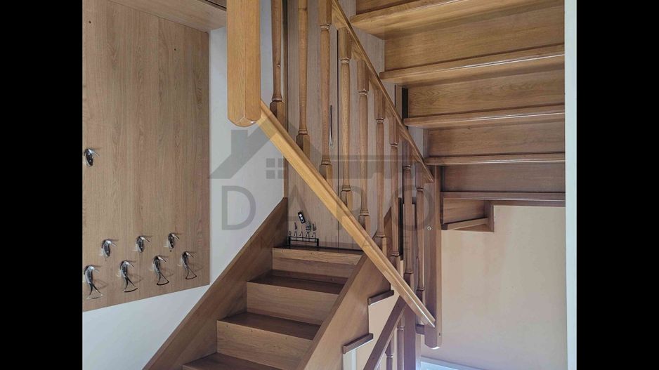 Casă Livezeni 815 mp teren, casa primitoare ,la doar 5 minute de oraș. - Poză 12