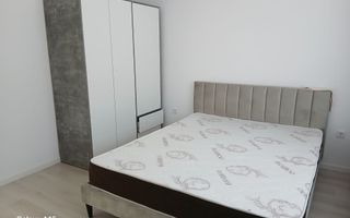 De închiriat – casă superbă cu 3 dormitoare, terasă și curte, Șelimbăr - Poză 8