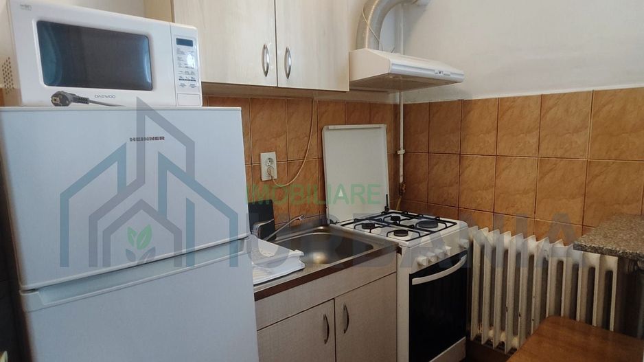 Garsonieră de închiriat, Tătărași - Flora, în stație, centrală proprie, mobilată și utilată complet - Poză 4
