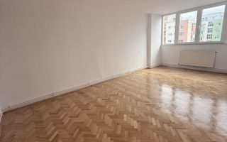 Apartament 3 camere renovat – etaj superior, lumină naturală excelentă - Poză 5