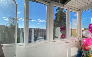 Apartament spatios cu 4 camere decoamndat, zona Republicii - Poză 16