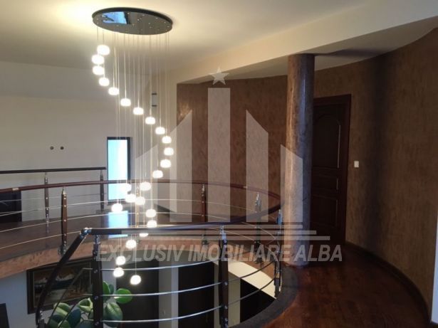 Vila spatioasa cu teren generos, Alba-Micesti - Poză 4