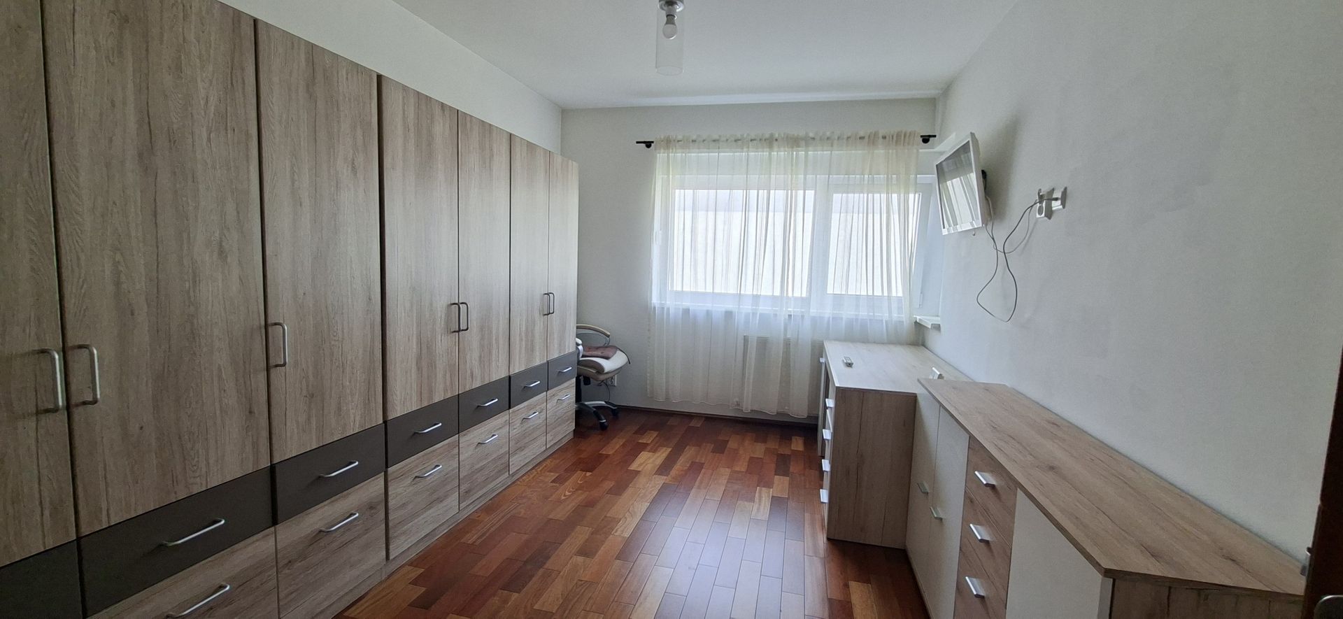 Casa P+E cu 4 camere - Aradului/British SCHOOL - Poză 27