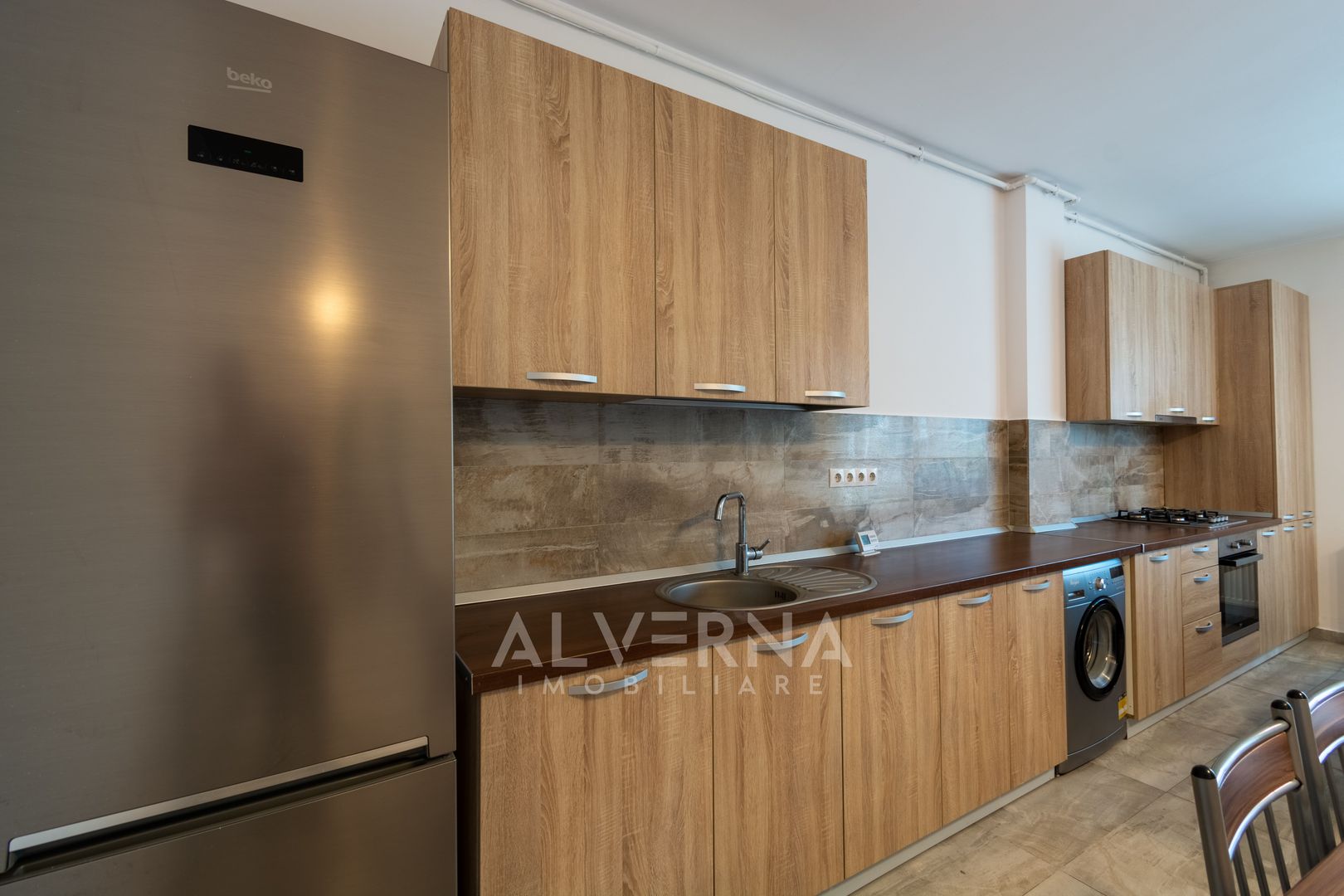Apartament tip Penthouse | 3 camere | Terasa 88 mp | Zona VIVO METRO - Poză 13