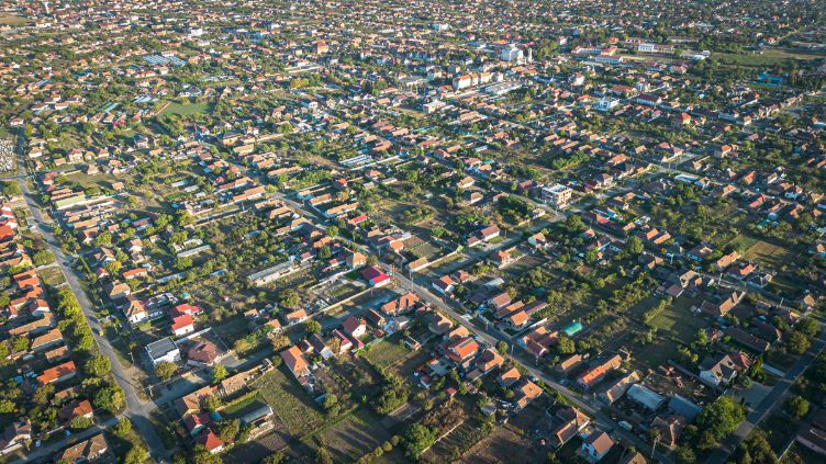 Casă/vilă cu 6 camere în Curtici - Poză 58
