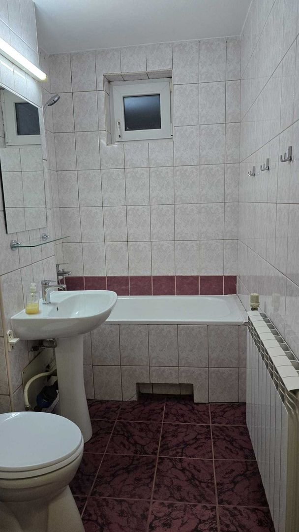 De închiriat | Apartament 3 camere decomandat, cu garaj - Poză 8