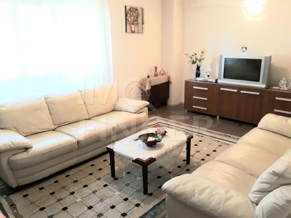 Apartament Decomandat cu Parcare Subterana Borhanci - Poză 2