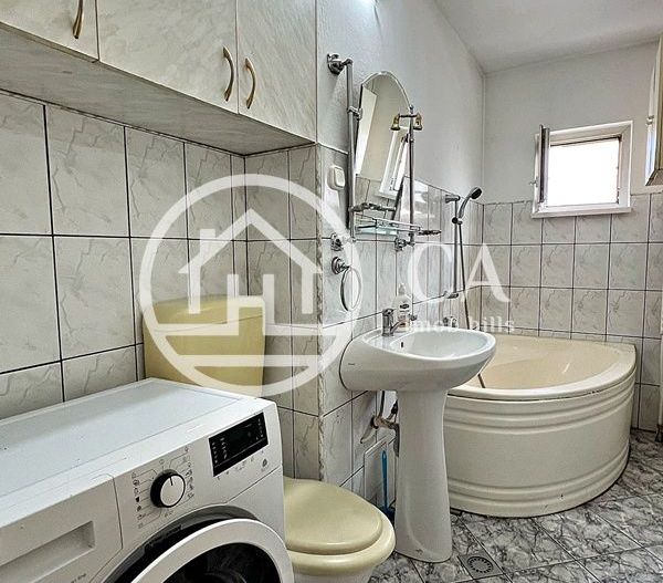Apartament de vânzare cu 2 camere în zona Rogerius, Oradea - Poză 7