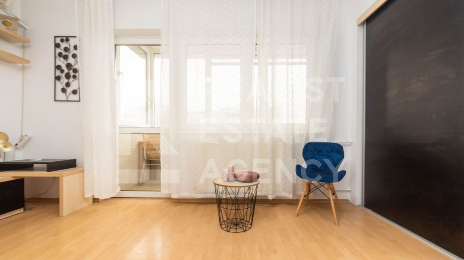 Vânzare, garsonieră în zona Drumul Taberei - Poză 2