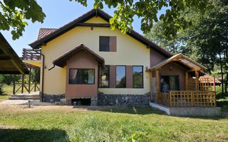 Casa de vacanta in inima padurii, 150 mp/utili, teren 1960 mp, Vulcan - Poză 1