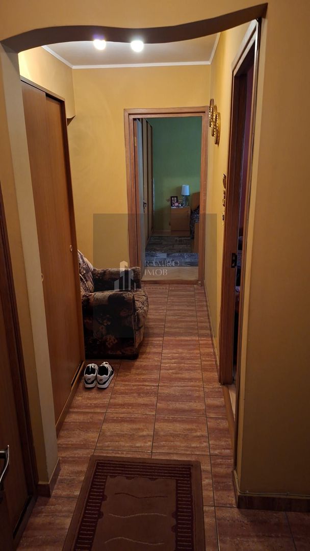 Apartament 4 camere decomandat Titan - Poză 11
