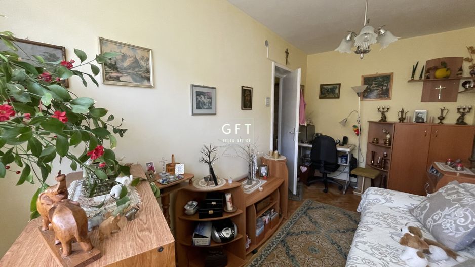 Apartament 3 camere, Et. 3, zona Big - Poză 2