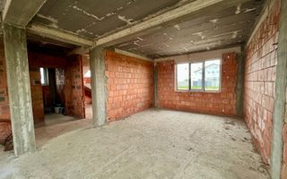 Casă la roșu P+1 | Teren 1750 mp | Dobreni-Giurgiu | Zonă liniștită - Poză 12