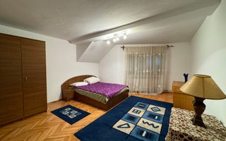 Casa S+P+2E - (posibilitate apartamentare) zona central - Poză 12