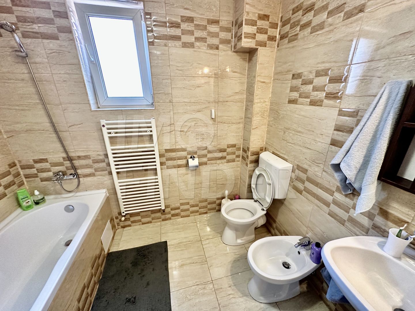 Vanzare 2 camere, in vila, etaj 1, decomandat, 63 mp utili, parcare - Poză 6