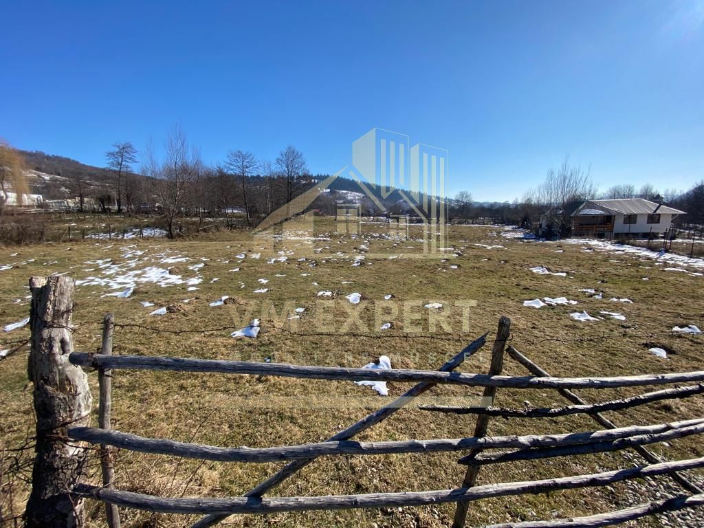 TEREN INTRAVILAN 956 MP LERESTI ARGES - Poză 1