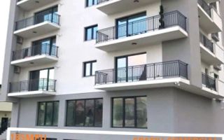 Spatiu comercial nou amenajat 2 intrari/2bai/2centrale/PVC tripan - Poză 2