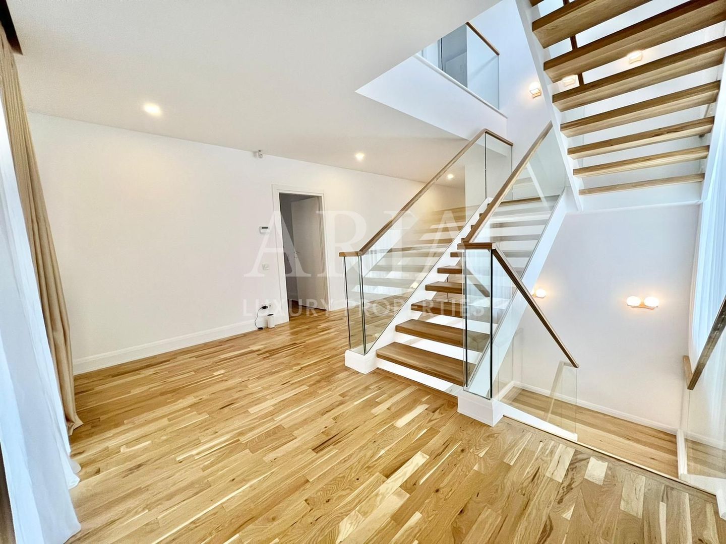 OXFORD GARDENS - VILA INDIVIDUALA 1000MP-  LUXURY GATED COMMUNITY - Poză 13