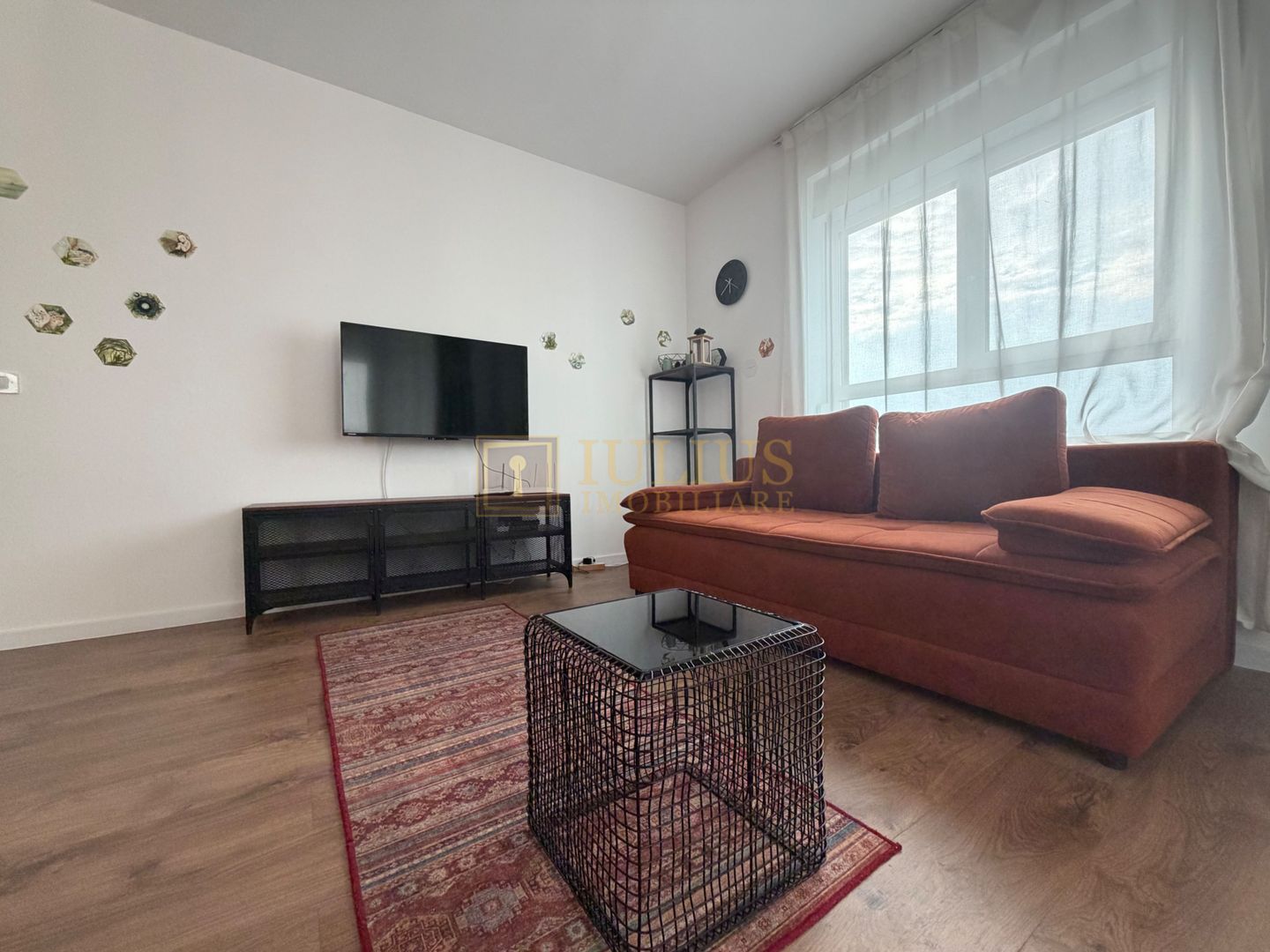 City of Mara M11; mobilat modern, contract inclus. - Poză 5
