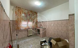 Apartament de vânzare cu 3 camere în zona Nufarul, Oradea - Poză 6