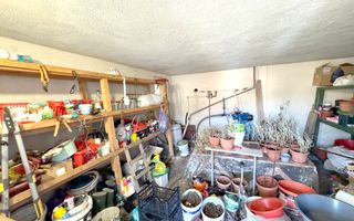 Casa pe 3 niveluri cu teren de 1900 mp in Com. Baisoara. - Poză 25