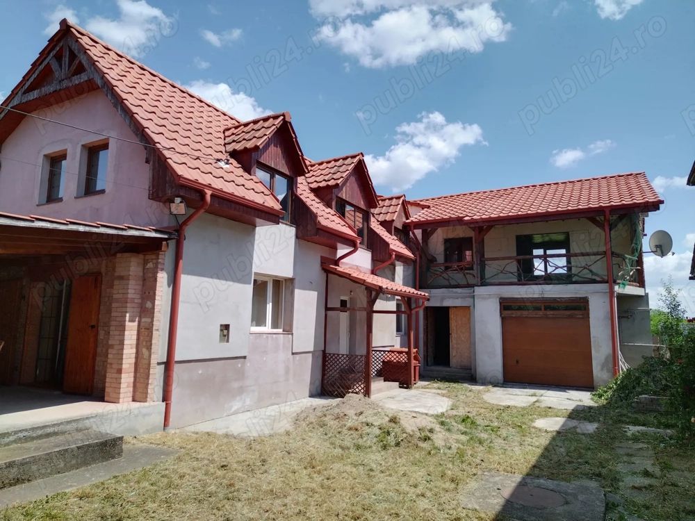 Casa, gradina si garaj. - Poză 3