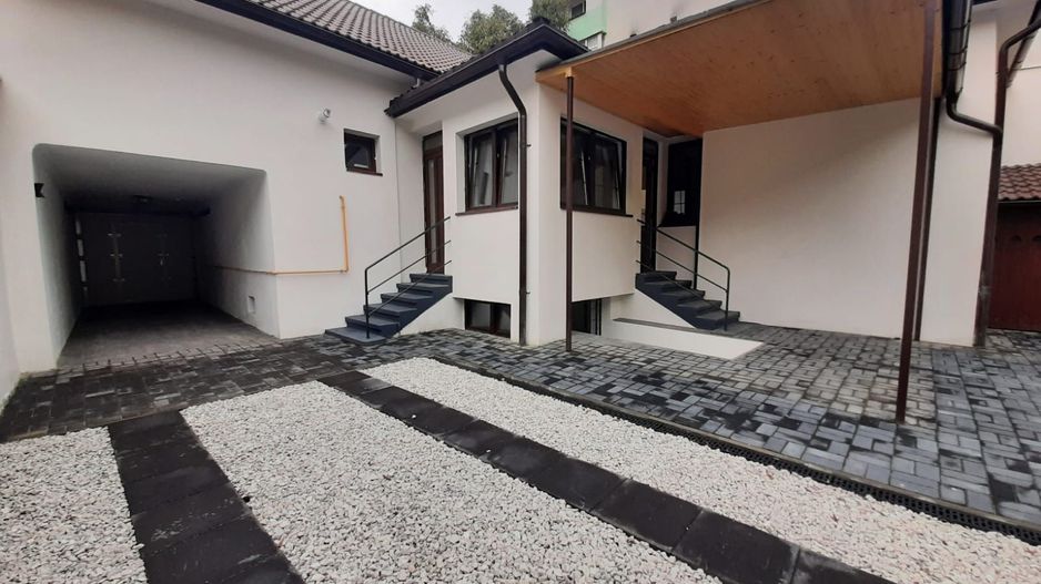 Casa de vanzare in Piata Abator - Poză 5