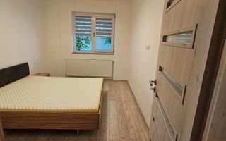 Apart 2 cam cu curte si loc de parcare - Poză 5