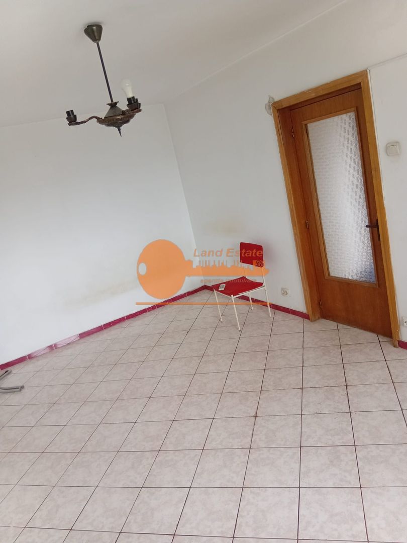 Apartament 2 camere - 55 mp - 800 m metrou Crangasi - Poză 1