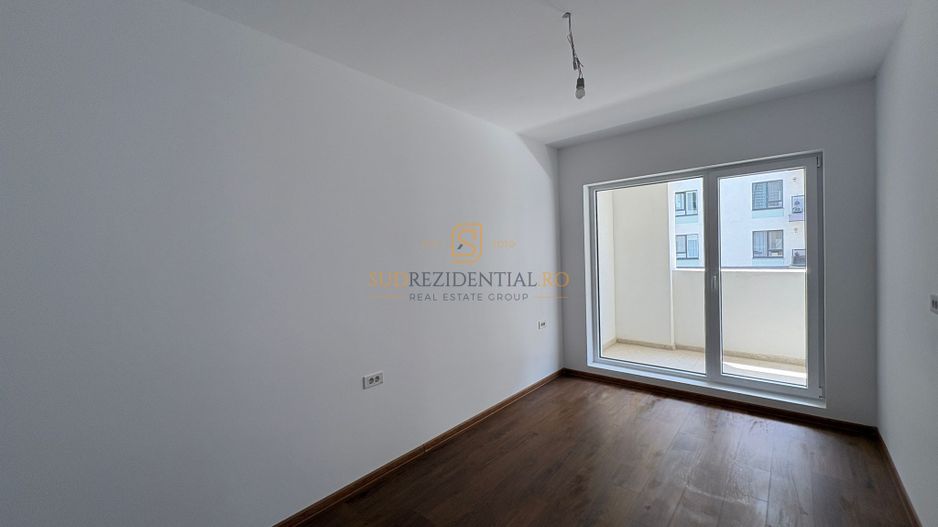 Apartament modern cu 2 camere tip studio, piscină și acces metrou - Poză 1
