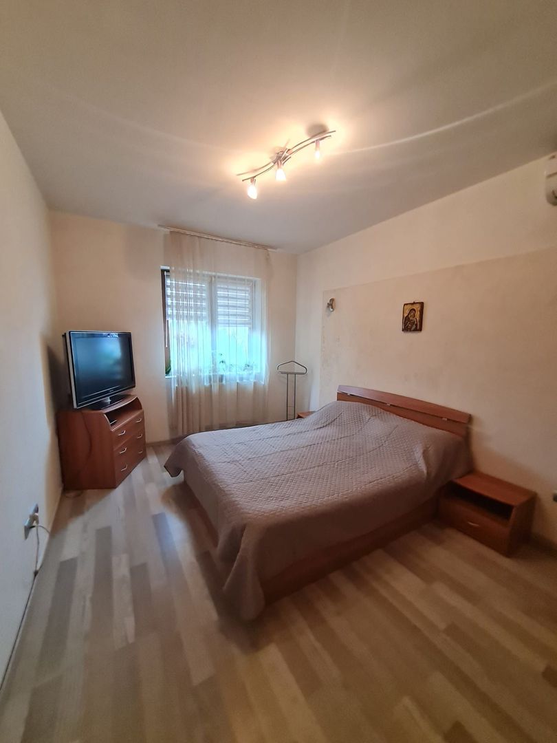 Vila individuala,la 10 min de Piața Victoriei! - Poză 5