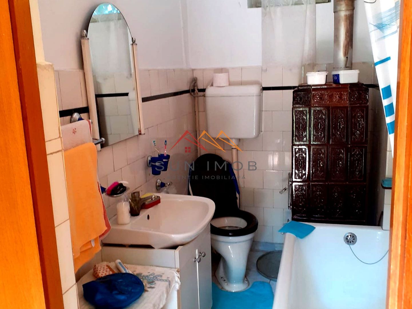 Casa 3 camere, teren 3625 mp, toate utilitatile, Sacele, Brasov - Poză 11