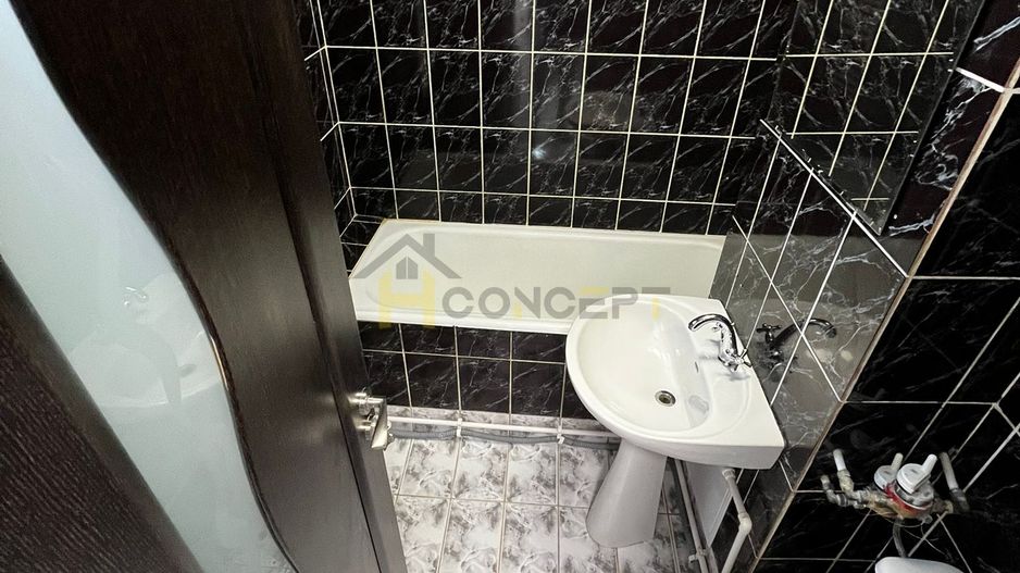 Apartament 3 camere Bld Iuliu Maniu Gorjului - Poză 9