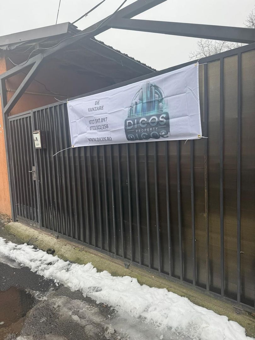 Casă de vânzare – Strada Crinului - Poză 1