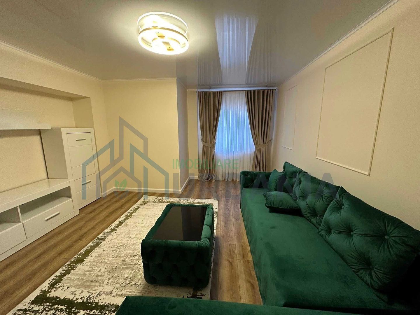 Apartament 2 camere decomandat de închiriat în Royal Town, Copou, Iași - Poză 3