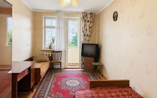 Apartament cu trei odăi, Buiucani, Chișinău - Poză 2