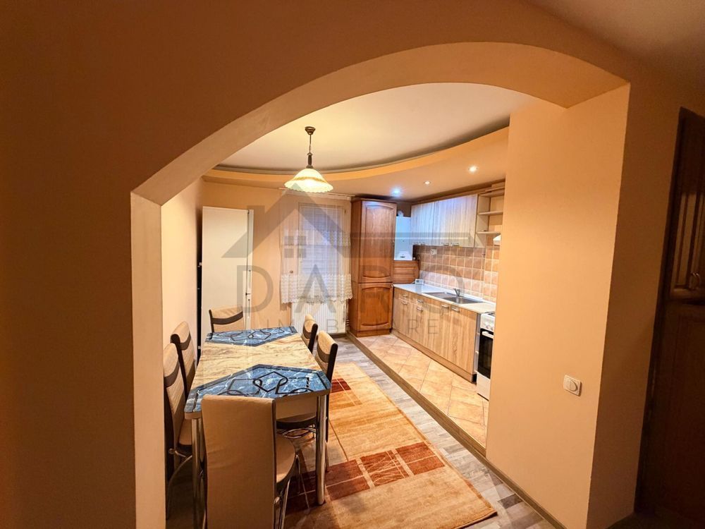 Apartament de inchiriat 3 camere, 2 bai. -situat pe strada Livezeni - Poză 3