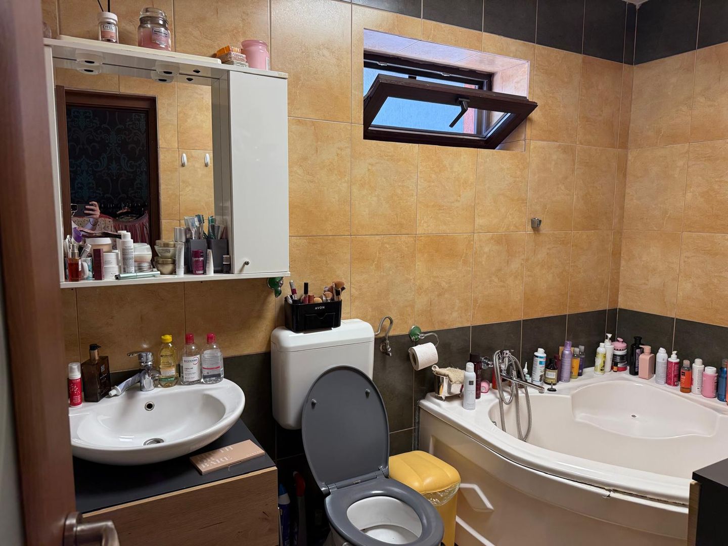 VANZARE Vila tip duplex in Popesti Leordeni - Poză 11