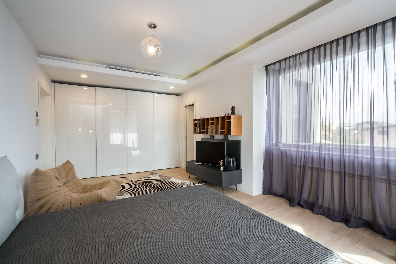 UNA DIN CELE MAI FRUMOASE CASE MODERNE DIN BUCURESTI - Poză 26