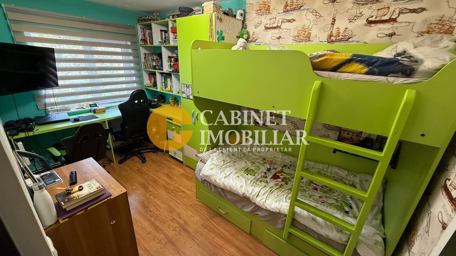 Apartament 3 Camere - Etaj 2 - Fara Risc - Zona Podu Ros B. Primaverii - Poză 4